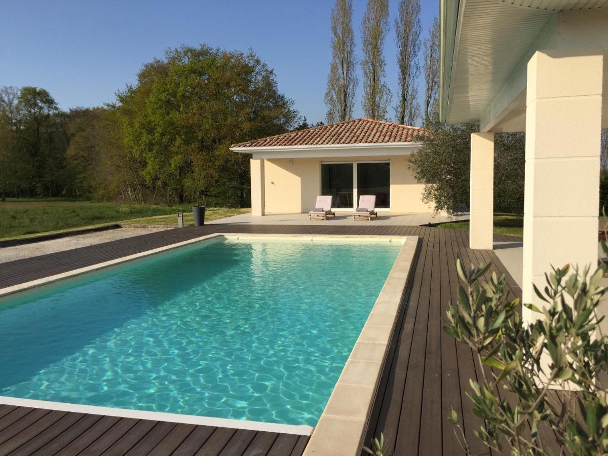 Chambre D'Hotes Ama Pompignac Exterior foto